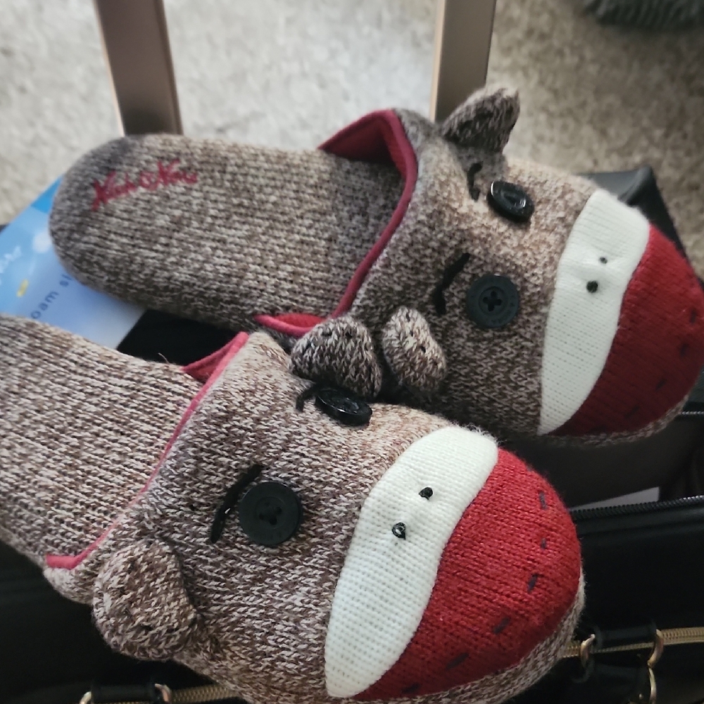 Nick & Nora Brown and Red Cozy Knit Slippers